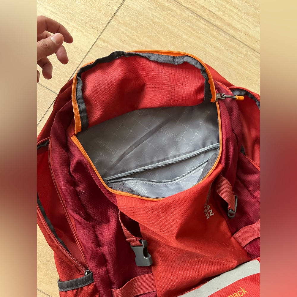 American tourister 30l Travel backpack